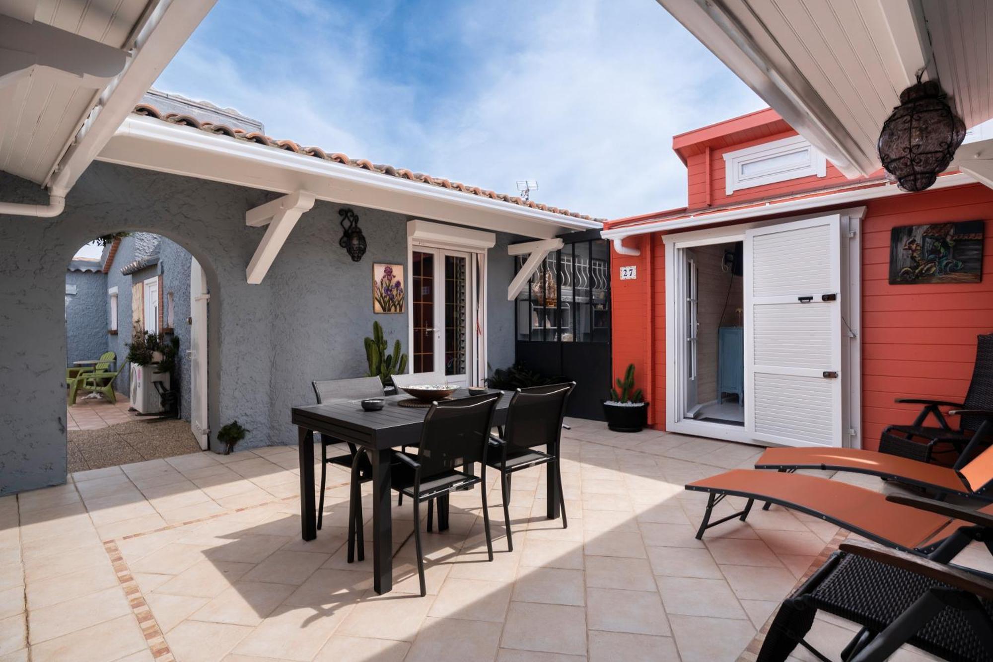 Apartment Le Cabanon - Patio